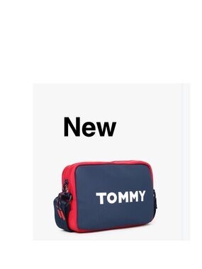 New Tommy Hilfiger Jordana li Camera Crossbody Bag In Primary Red⭐️⭐️⭐️⭐️